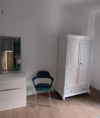 Room17 *